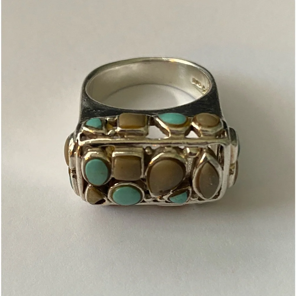 Vintage Turquoise and Cream Cluster Silver Ring